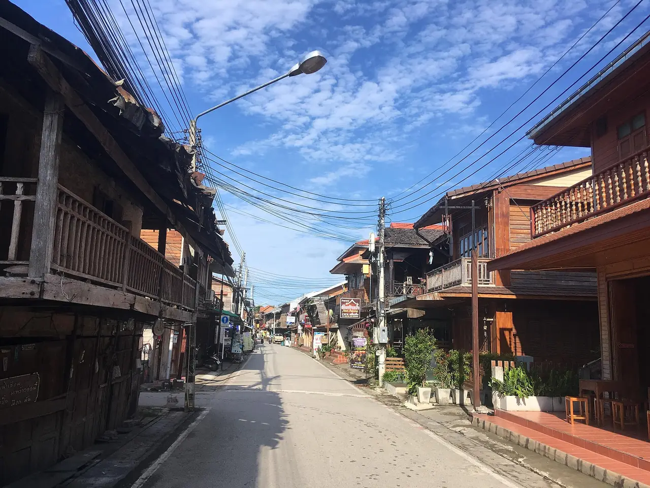 ภาพเลย: ที่พักเลยและเชียงคาน: ถนนคนเดิน ริมโขง ในเมือง และภูเรือ