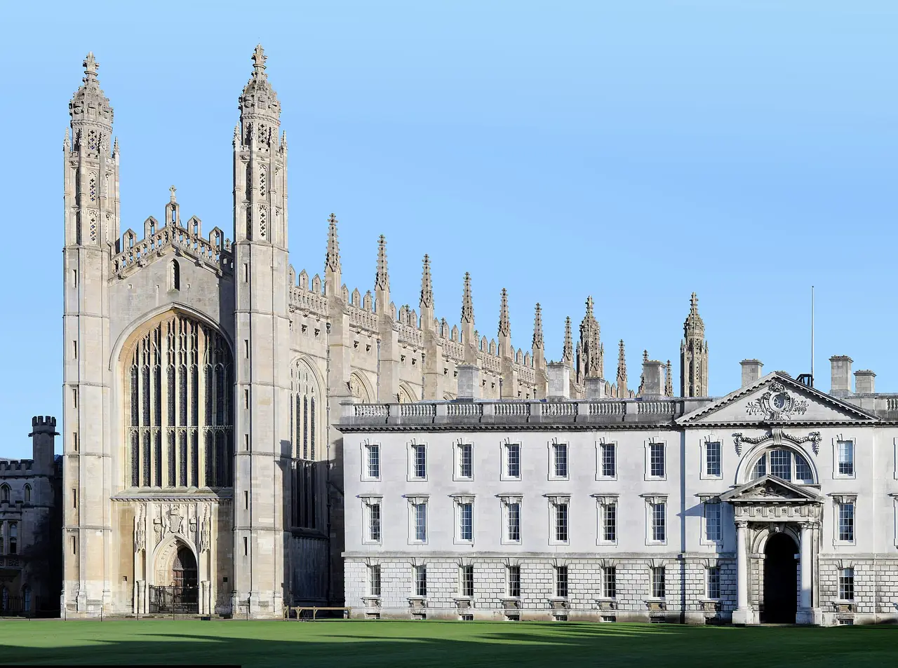 ภาพสหราชอาณาจักร: เคมบริดจ์ 2569: King's College Chapel ตั๋ว พายเรือพันท์